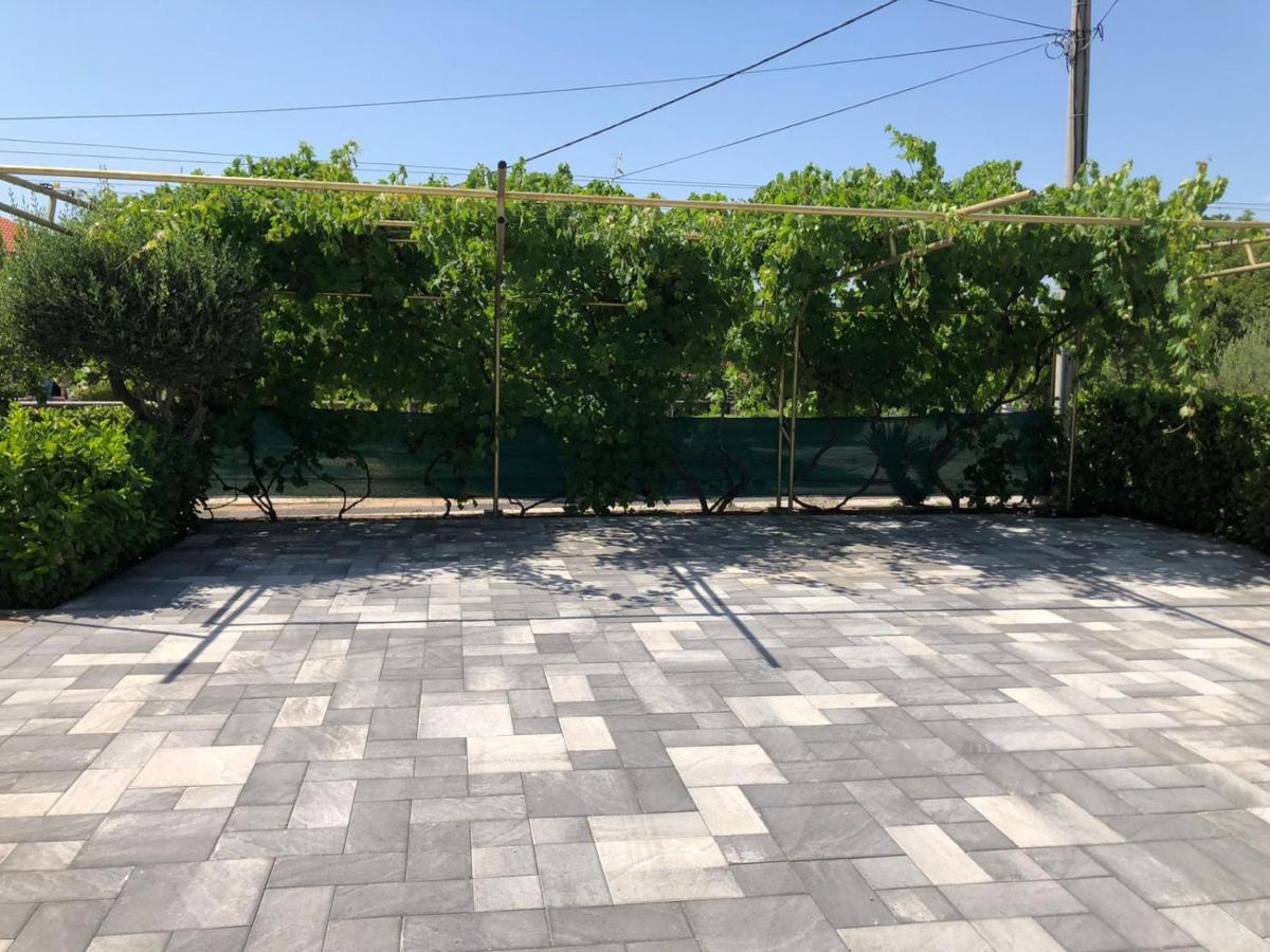 Lucija Apartments Vrh  Екстериор снимка
