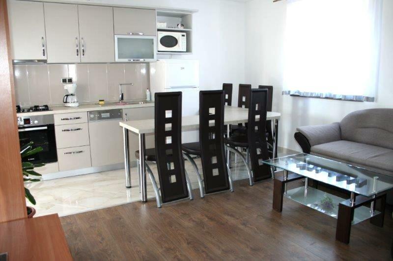 Lucija Apartments Vrh  Екстериор снимка